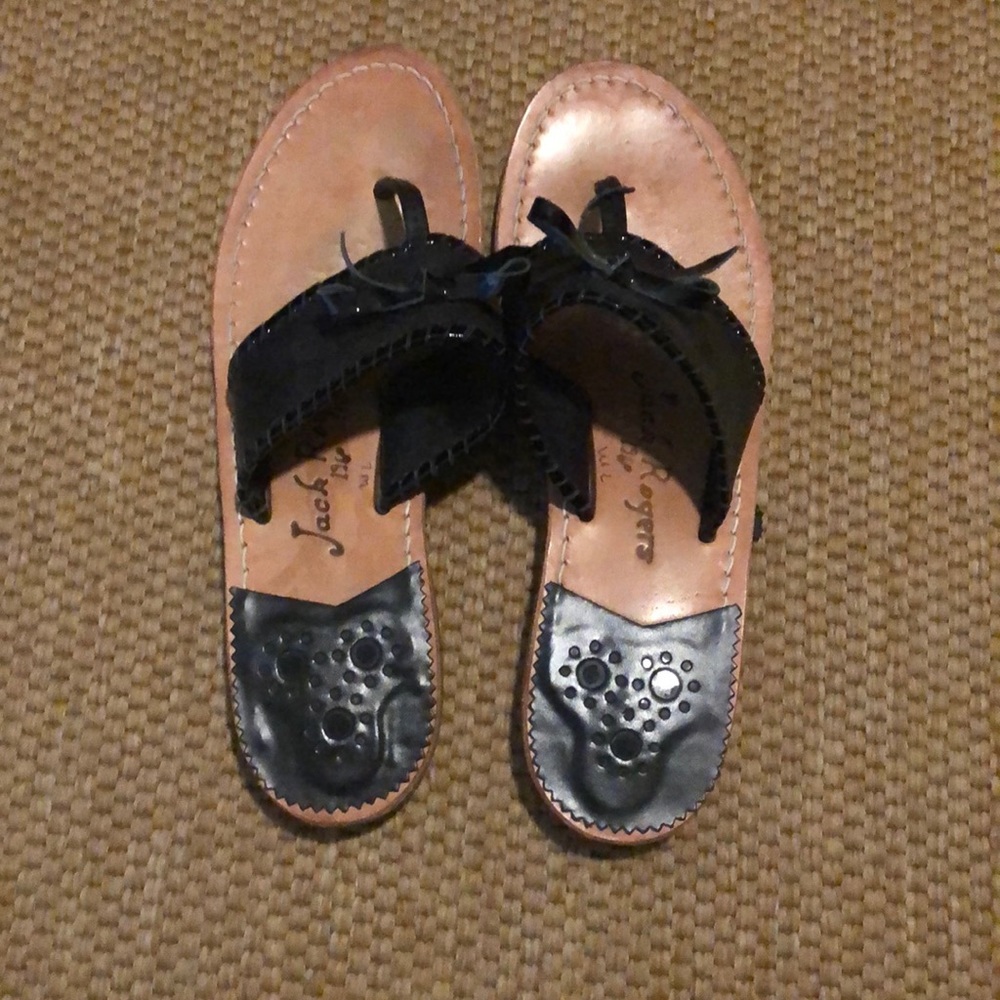 Jack rogers flip flops w/ bow